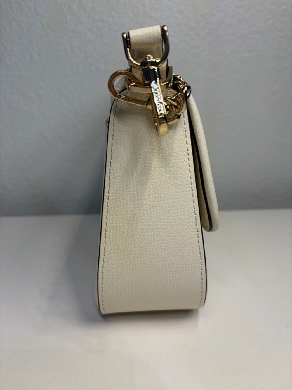 Kate Spade White Floral Embroidered Straw Flap Shoulder/Crossbody Bag - Picture 4 of 11